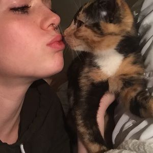 Meet your Posher, Emma